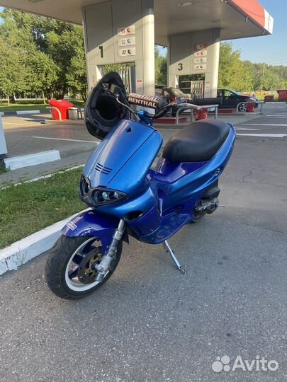 Gilera runner 180