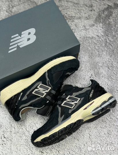 Стильные New Balance 1906