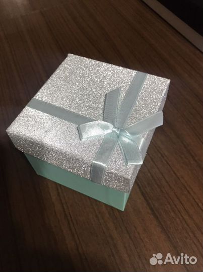 Коробка подарочная