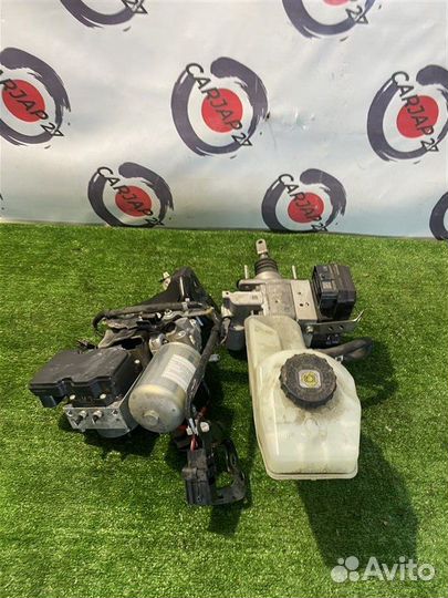 Главный тормозной цилиндр (с бустером) (2) Toyota