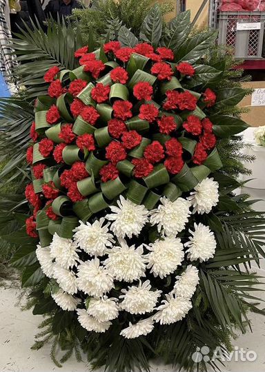 Изготовление композиций из живых цветов