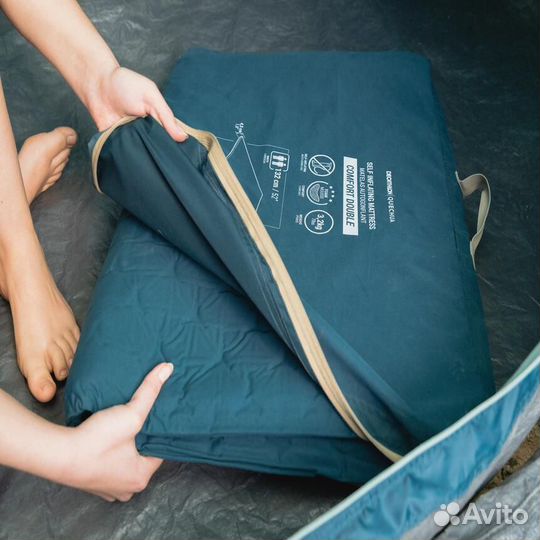 Самонадувающийся походный коврик Quechua Comfort