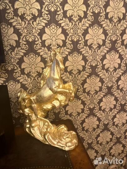 Фигура для интерьера