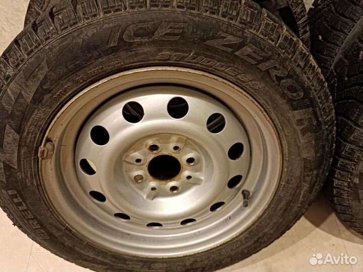 Колеса зимние 175 65 R14 Pirelli