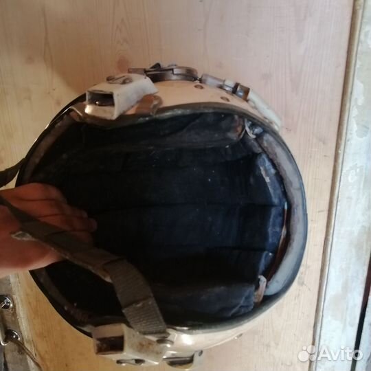 Вертолётный шлем