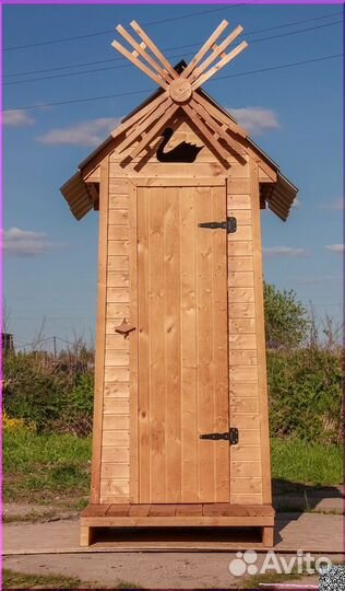 Дачный туалет деревянный KEY675