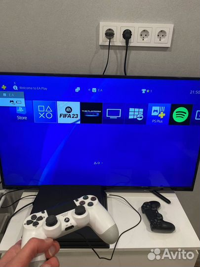Sony PS4 PRO 1TB + 50 игр