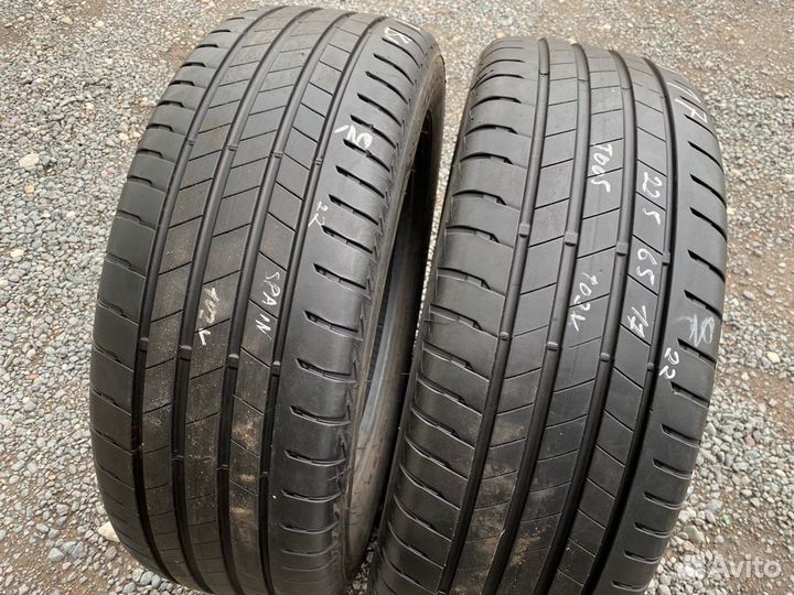 Bridgestone Turanza T005 225/65 R17