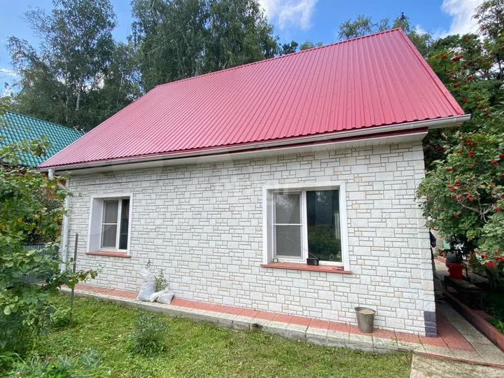 Дом 79,7 м² на участке 6,4 сот.