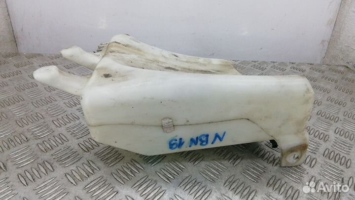 Бачок омывателя Ниссан Ноут E11