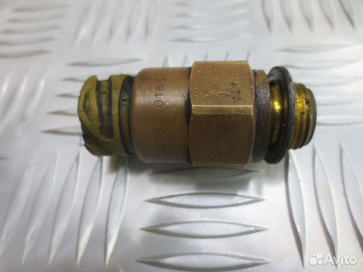 Датчик давления топлива MAN 0236730183