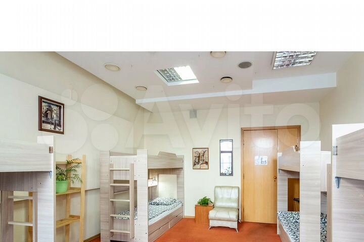 Комната 30 м², 1/4 эт.