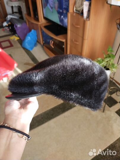 Меховая мужская кепка