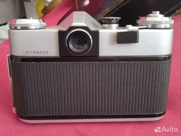 Плёночный фотоаппарат zenit-E. СССР