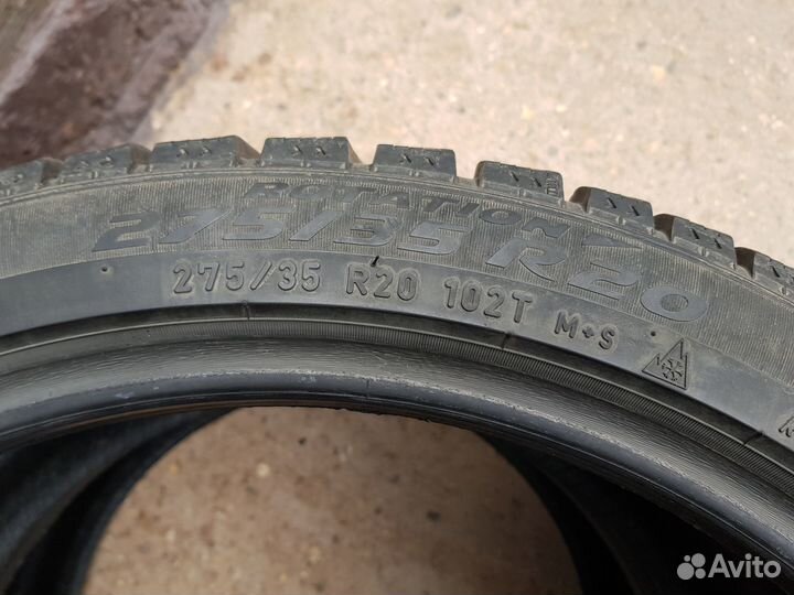 Pirelli Ice Zero 245/40 R20 и 275/35 R20 102T