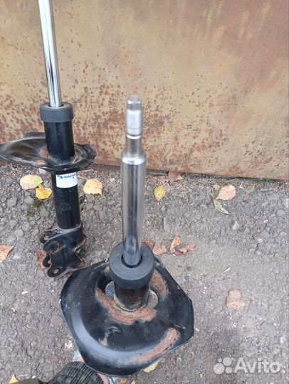 Амортизаторы передние