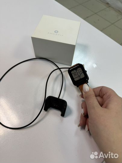 Смарт часы xiaomi amazfit Bip