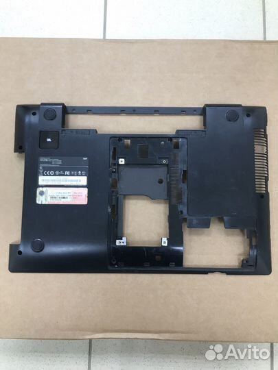 Поддон для ноутбука Samsung np550p5c