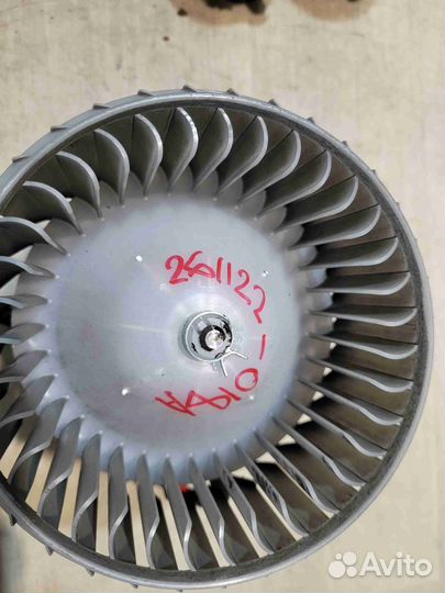 Моторчик печки Bentley Flying Spur W12 (4W)