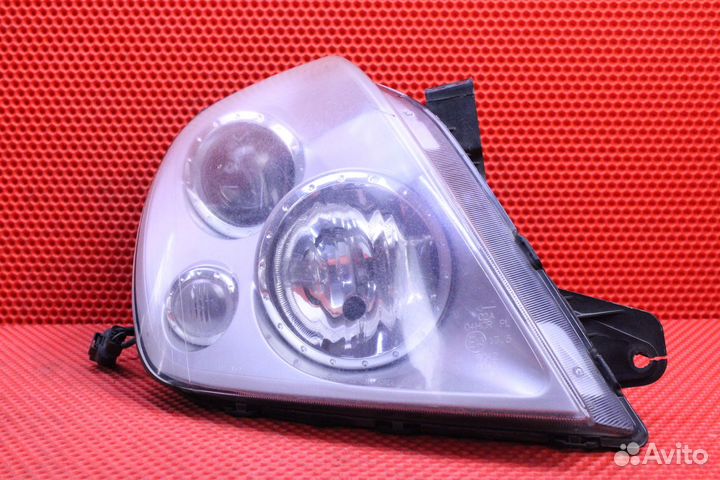 Фара правая SsangYong Rexton GAB D27DT 8310208102H