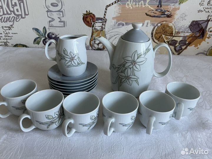 Тарелки, карамельное стекло, ваза кобальт