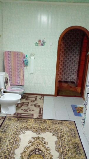 4-к. квартира, 127,3 м², 8/10 эт.