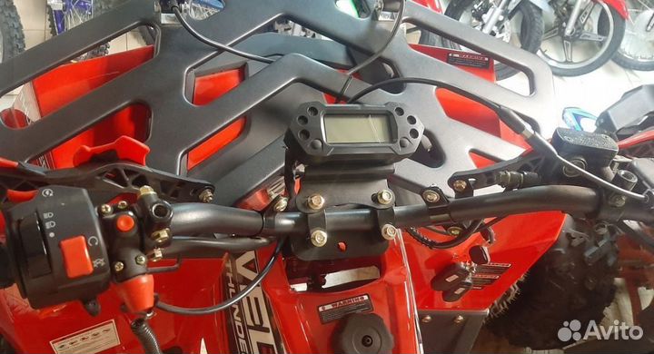 Квадроцикл Wels Thunder Evo Х красный