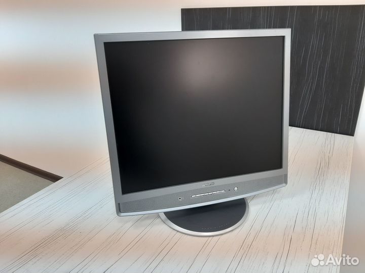 Монитор для компьютера