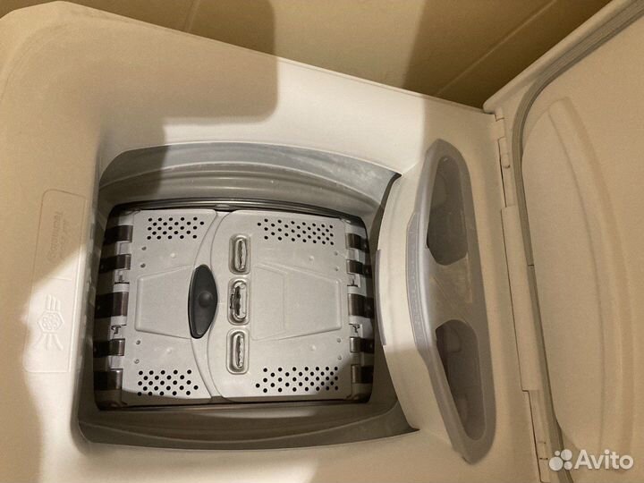 Машина с вертикальной загрузкой zanussi zwy 50924