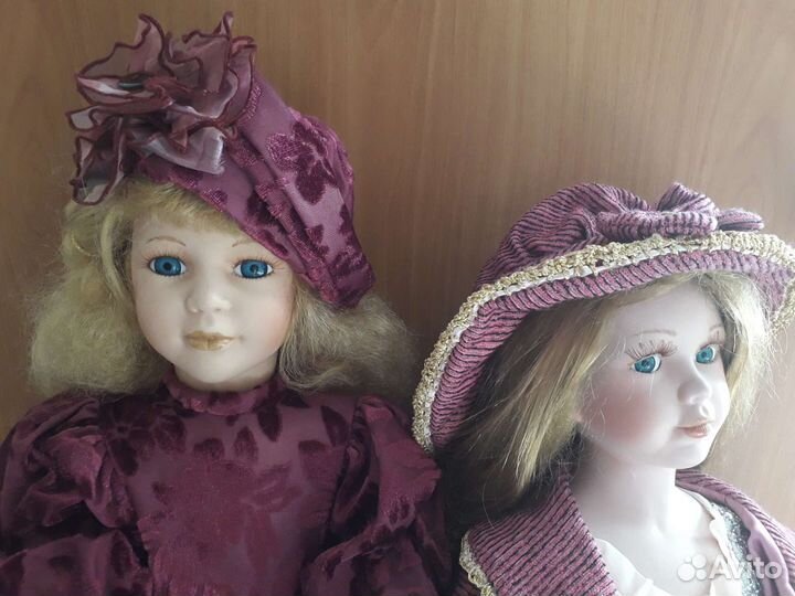 Кукла фарфоровая(65 см)