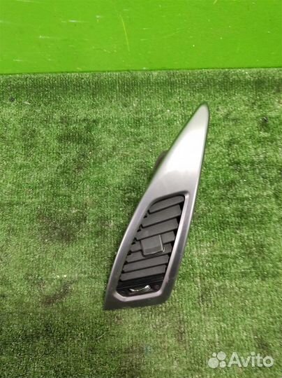 Дефлектор торпедо центральный Ssangyong Actyon NE