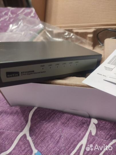 Гигабитный коммутатор Netis st3105gm (новый)