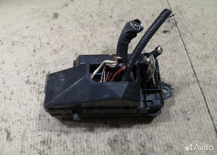 Блок предохранителей subaru forester sg5