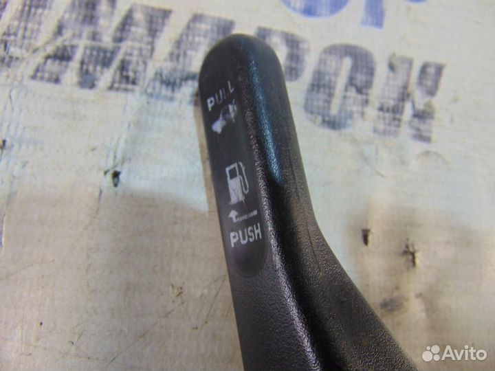 Ручка открывания лючка бензобака для Nissan Cefiro