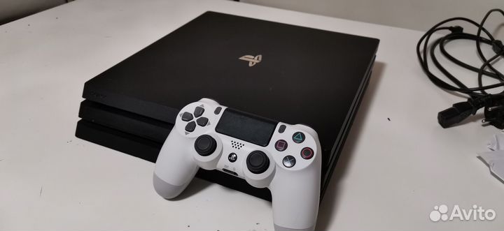 Sony playstation 4 pro 1tb