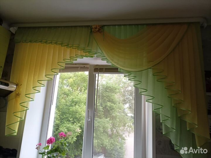 Ламбрекен на кухню / тюль