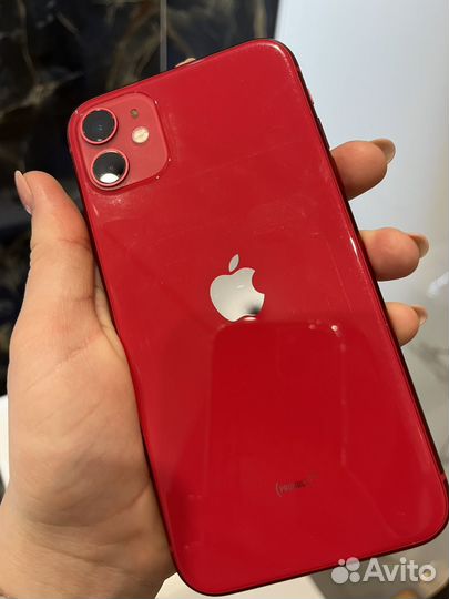 iPhone 11, 64 ГБ