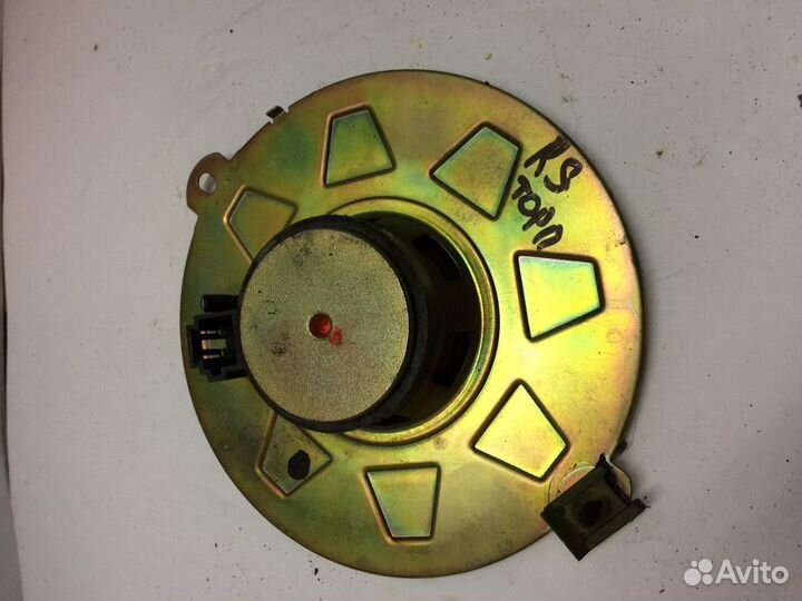 Динамик в Панель Караван Вояджер