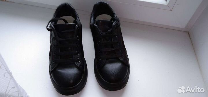 Кеды для девочки 33