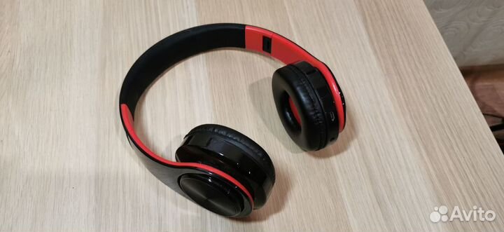 Беспроводные наушники с микрофоном LPT-660