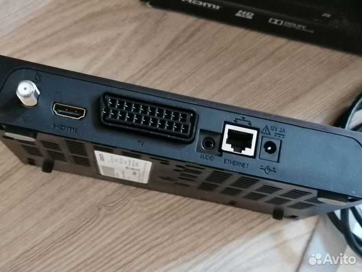 TV приставка ресивер Sagemcom DCI74 HD