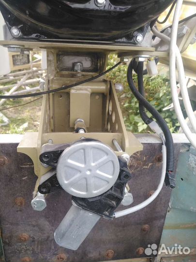 Лодочный мотор