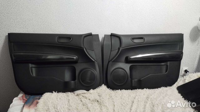 Обшивки дверей x-trail t31