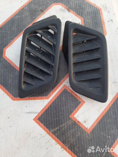 Дефлектор Mitsubishi Lancer CS1A 4G13 2003