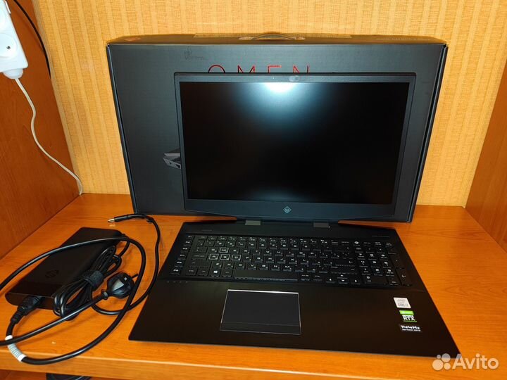 HP Omen 17-cb1053ur