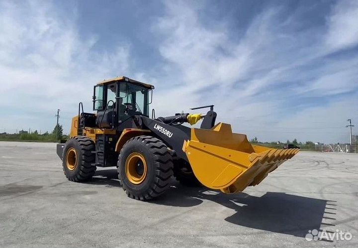 Фронтальный погрузчик XCMG LW550RU, 2023