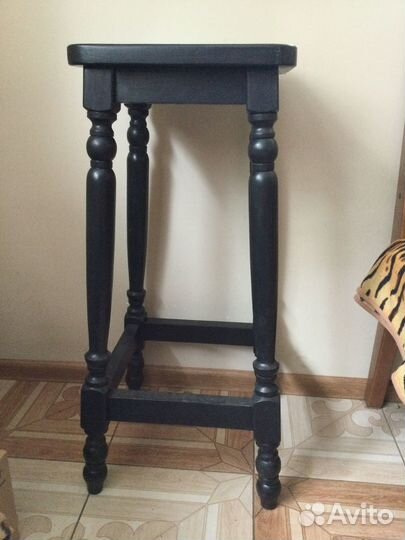 Табурет барный