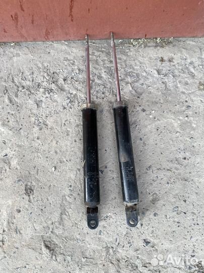 Амортизаторы задние Mando kia ceed