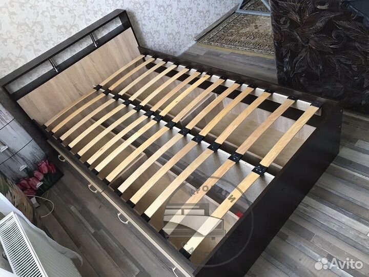 Кровать полуторка