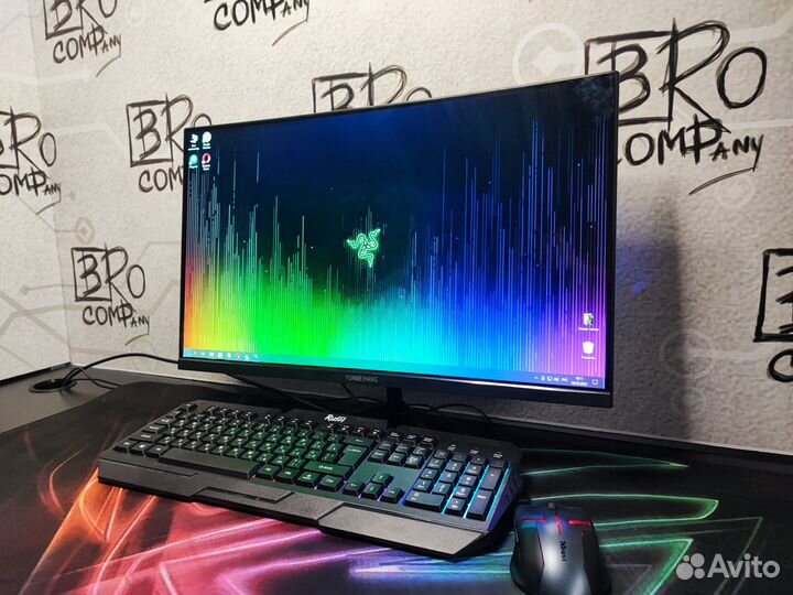 Игровой монитор с изогнутым экраном 24 новый